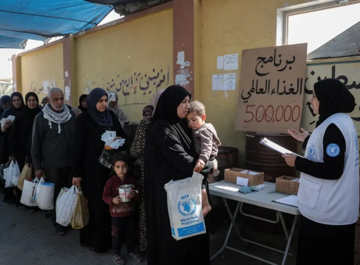 Gaza: la fame avanza mentre i tagli agli aiuti del Programma Alimentare Mondiale coincidono con le restrizioni