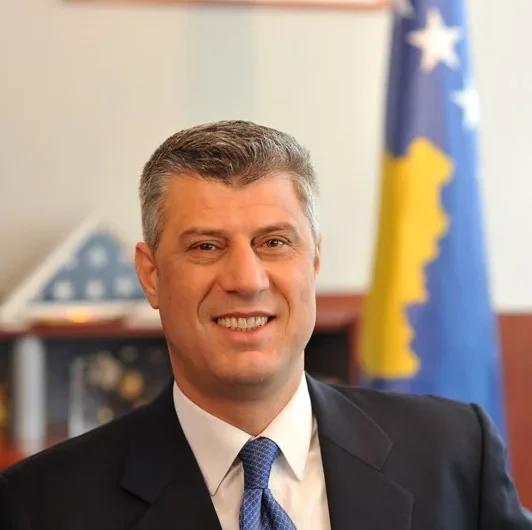 Hashim Thaci, ex presidente del Kosovo, condannato all'Aia per crimini di guerra